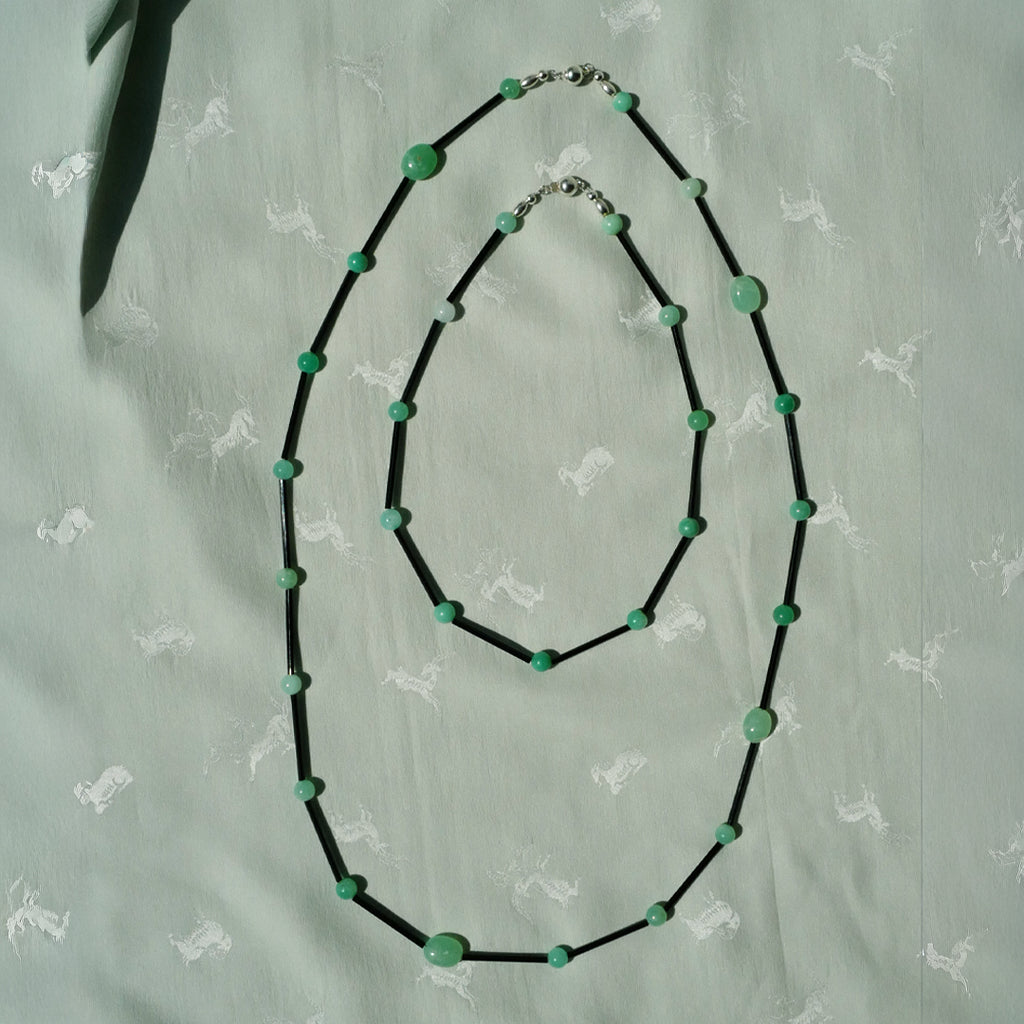 Chrysoprase and Czech Glass Art Deco Necklace